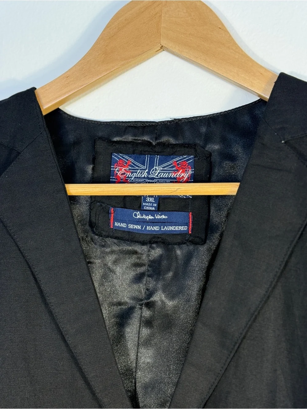 English Laundry Black Linen Blend Vest 3XL Embroidered Crest Gothic Formal - Picture 5 of 6